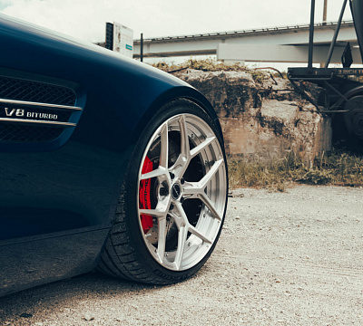 Фото дисков Brixton Forged PF7 на Mercedes-Benz AMG GT I