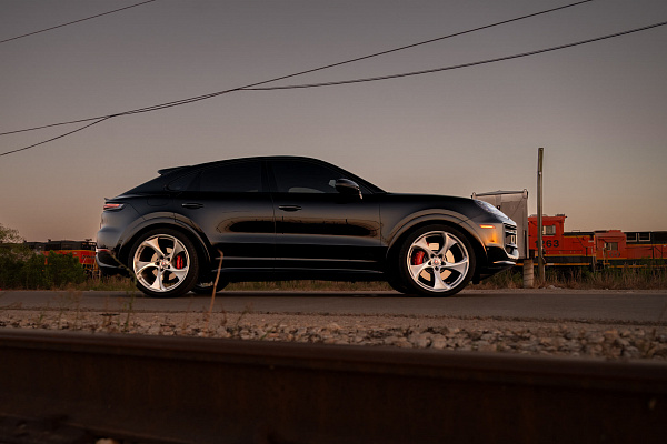 Фото дисков HRE 522M Глянцевый лак на Porsche Cayenne III