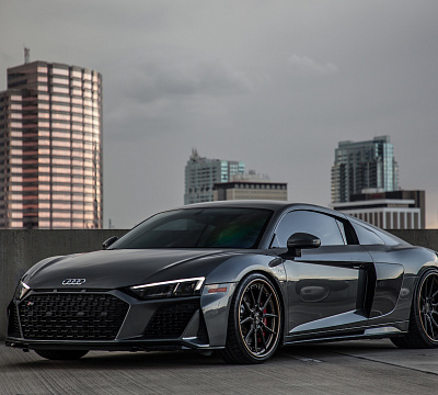 Фото дисков Strasse Wheels SV5 Deep Concave FS на Audi R8 (4S)