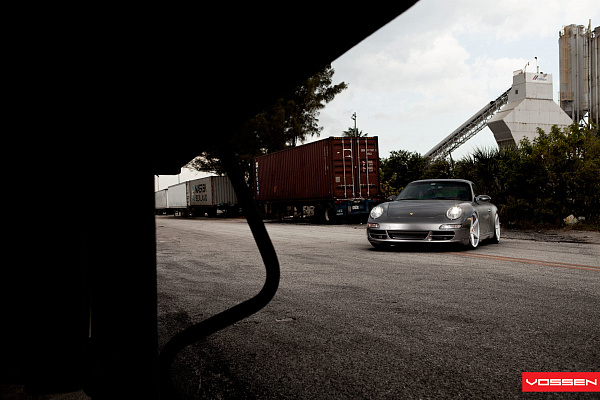 Фото дисков Vossen CV3 Серебро на Porsche 911 VI