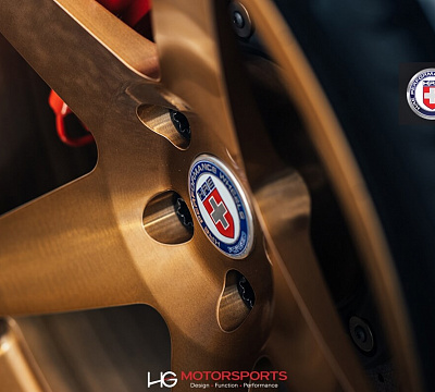 Фото дисков HRE 305M на Lamborghini Huracan