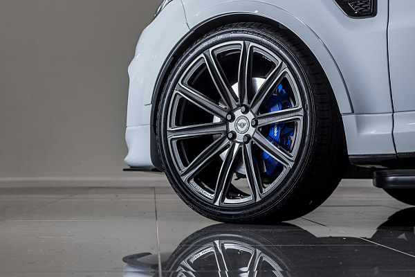 Фото дисков Vossen UV-2 Матовый графит на Range Rover Sport II