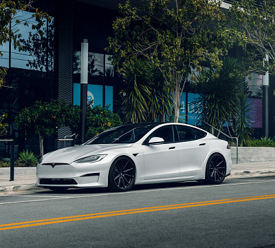 Фото дисков Vossen HF-3 на Tesla Model S