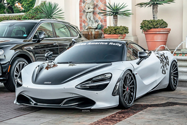 Фото дисков Strasse Wheels SV15T Deep Concave FS Другой цвет на McLaren 720S