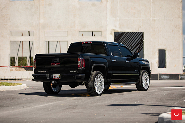 Фото дисков Vossen HF6-1 Серебро на GMC Sierra III