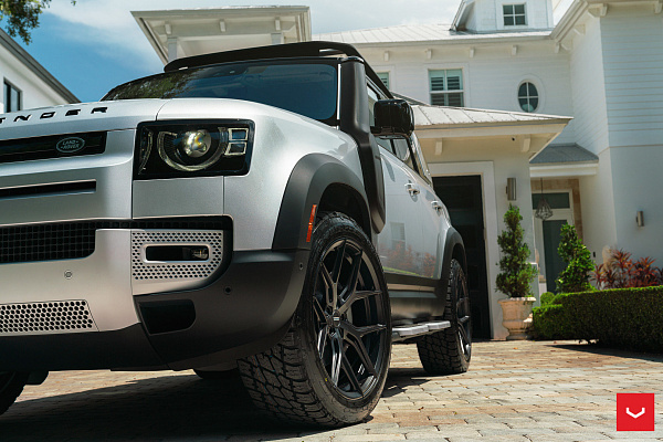 Фото дисков Vossen HF-5 Черный сатин на Land Rover Defender II