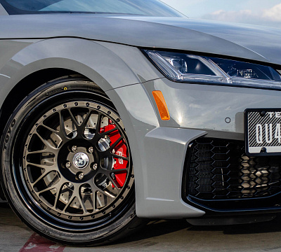 Фото дисков HRE 300 на Audi TT (8S)