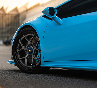 Фото дисков Brixton Forged PF7 на Lamborghini Huracan