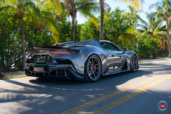Фото дисков Vossen EVO-2 Глянцевый темный лак на Maserati MC20