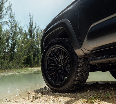 Фото дисков Vossen HF6-5 на Toyota Tacoma III