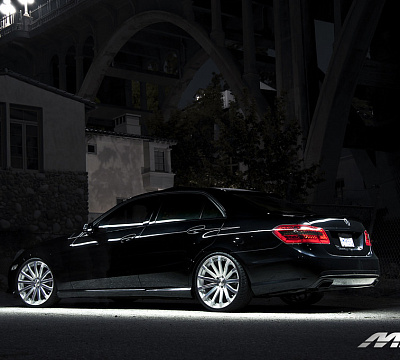 Фото дисков MRR HR9 на Mercedes-Benz E-Class (W212, S212, C207)