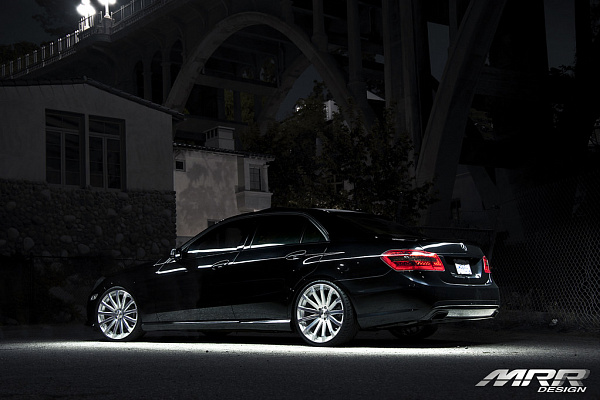 Mercedes-Benz E350