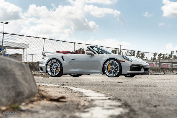 Фото дисков 1886 Wheels G010 Полированный лак на Porsche 911 VIII