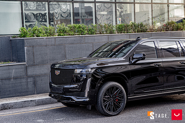 Фото дисков Vossen HF6-5 Черный глянец на Cadillac Escalade V