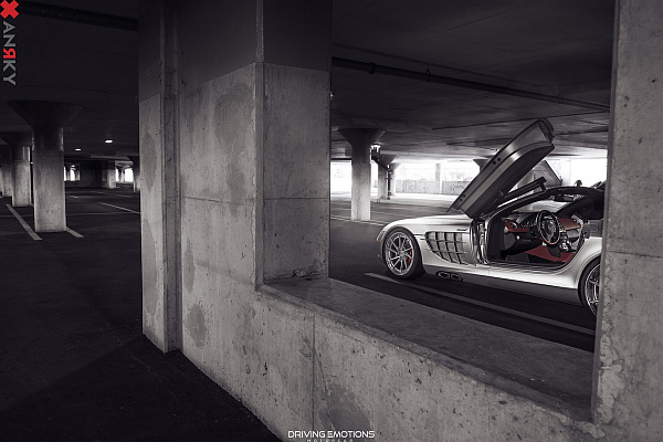 Mercedes-Benz SLR McLaren