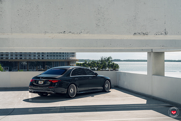 Фото дисков Vossen S17-16 Глянцевый лак на Mercedes-Benz S-Class (W223)