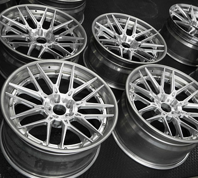 ADV.1 ADV8 Track Spec CS
