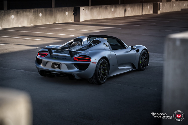 Фото дисков Vossen S21-07 Черный глянец на Porsche 918 Spyder