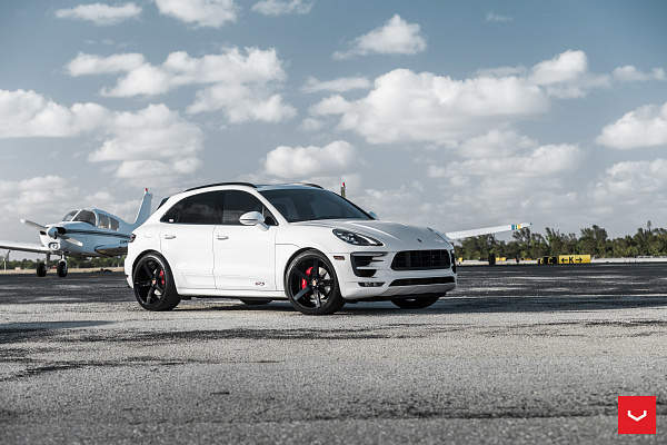 Фото дисков Vossen CV3 Черный глянец на Porsche Macan I