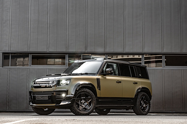 Фото дисков Kahn Mondial Retro Черный сатин на Land Rover Defender II