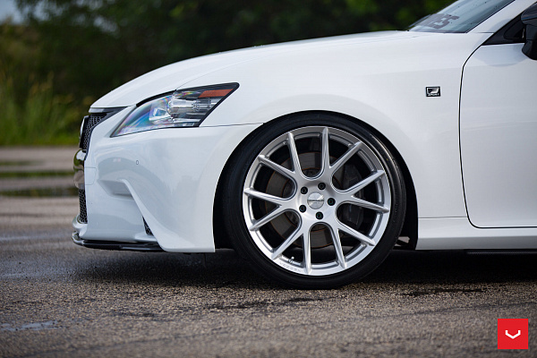 Фото дисков Vossen VFS-6 Серебро на Lexus GS IV
