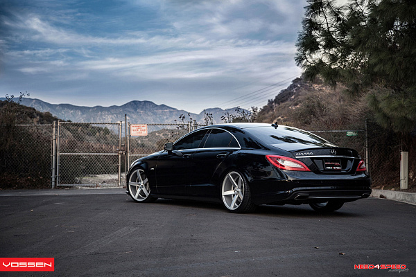 Фото дисков Vossen CV3 Серебро на Mercedes-Benz CLS (C218)