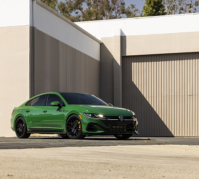 Фото дисков Rotiform TUF-R на Volkswagen Arteon