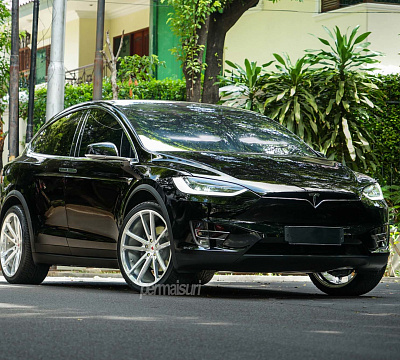 Фото дисков Vossen CG-203 на Tesla Model X