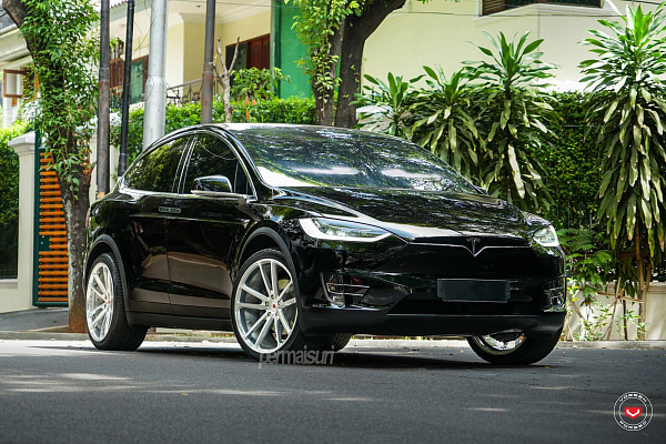 Фото дисков Vossen CG-203 Глянцевый лак на Tesla Model X