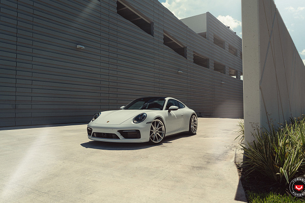 Фото дисков Vossen EVO-2 Глянцевый лак на Porsche 911 VIII
