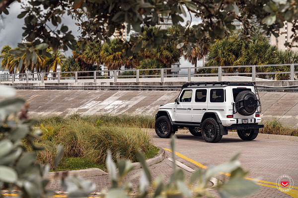 Фото дисков Vossen GNX-02 Черный глянец на Mercedes-Benz G-Class III
