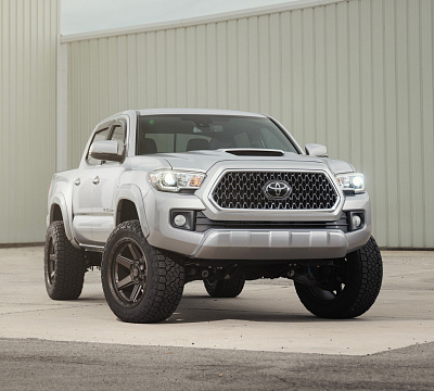 Фото дисков 4PLAY 4P63 на Toyota Tacoma III