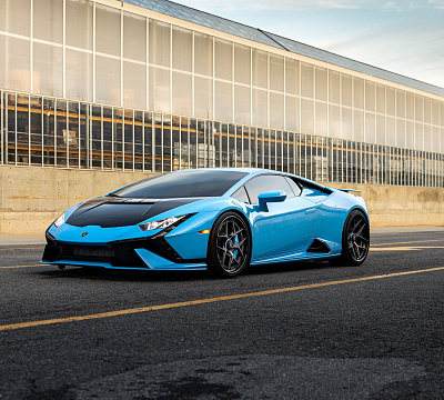 Фото дисков Brixton Forged PF7 на Lamborghini Huracan