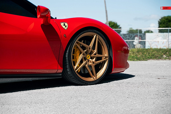 Фото дисков Anrky S1-X3 Сатиновое золото на Ferrari 488