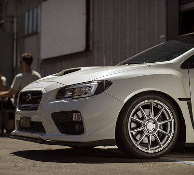 Фото дисков Motegi Racing MR140 SS10 на Subaru WRX VA