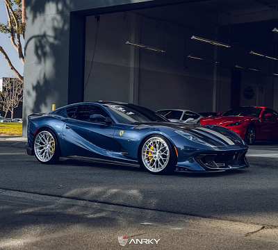 Фото дисков Anrky AN30 на Ferrari 812