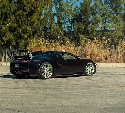 Фото дисков Vossen EVO-2R на Bugatti Veyron
