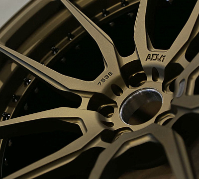 ADV.1 ADV5.0 M.V2 CS
