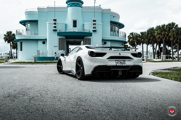 Фото дисков Vossen M-X5 Черный сатин на Ferrari 488