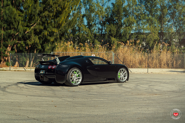 Фото дисков Vossen EVO-2R Глянцевый лак на Bugatti Veyron