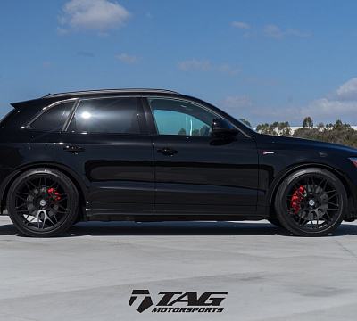 Фото дисков HRE 300M на Audi Q5 (8R)