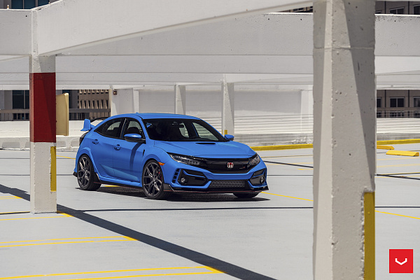 Фото дисков Vossen HF-5 Сатиновый графит на Honda Civic Type R FK8