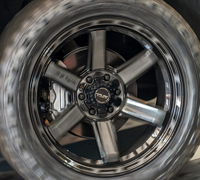Фото дисков 4PLAY 4P63 на Chevrolet Silverado IV