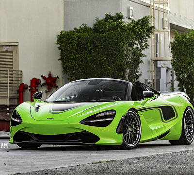 Фото дисков Strasse Wheels SV10M Deep Concave FS на McLaren 720S
