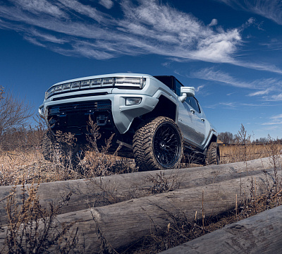 Фото дисков Vossen GNX-02 на GMC Hummer EV