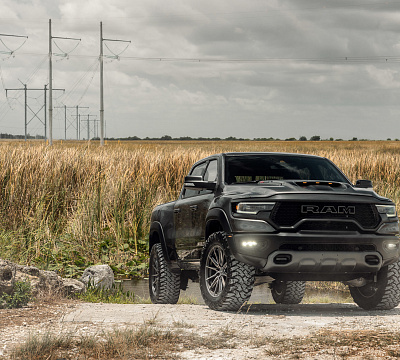 Фото дисков Vossen HF6-1 на Ram 1500 V
