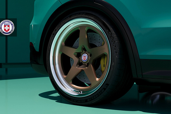 Фото дисков HRE 527 Сатиновая бронза на Porsche Cayenne III