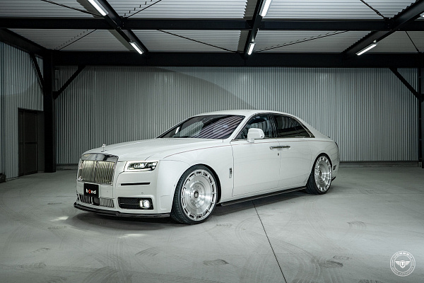 Фото дисков Vossen UV-7 Глянцевый лак на Rolls-Royce Ghost II