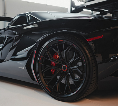 Фото дисков Brixton Forged PF10-RS на Lamborghini Aventador