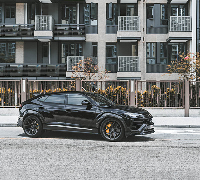 Фото дисков Brixton Forged PF7 на Lamborghini Urus